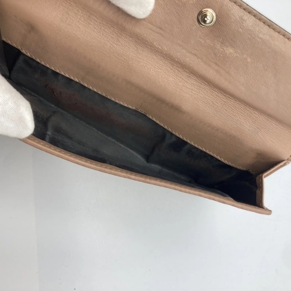 🔹️ GUCCI 🔹️ long leather wallet purse Italy Brown Canvas heart ✨️🤎 - Picture 8 of 13
